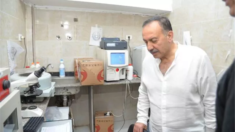 محافظ أسيوط يتفقد مستشفى الشاملة ويطمئن على منظومة الاكسجين