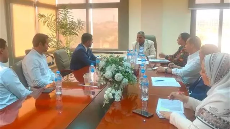 محافظ جنوب سيناء يناقش مع تحالف جيلا / انترو أوجه التعاون