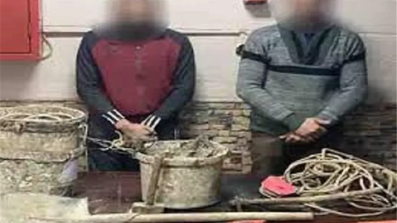 الكنز الوهم .. سقوط شخصين ينقبان عن الٱثار داخل منزل بالقاهرة
