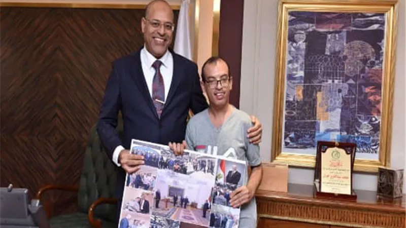 وزير العمل يوجه بتوفير وظيفة لمواطن من ذوي الهمم استجابة لطلبه