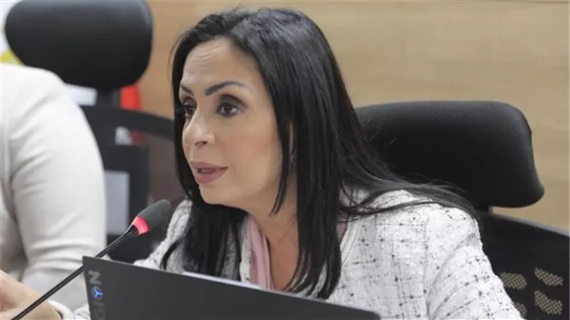 وزيرة التضامن تتابع حادث طريق 
