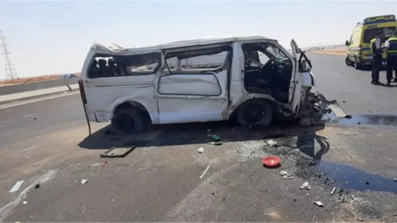 إصابة 7 فى انقلاب ميكروباص على طريق تنيدة منفلوط