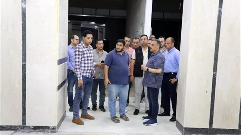 محافظ الشرقية يتفقد البرج الإداري والمول التجاري بميدان التحرير