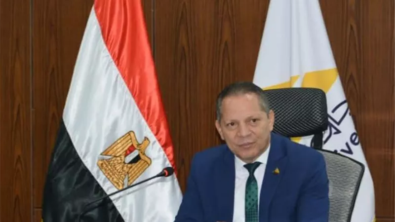منح ١٦ باحثا درجة الدكتوراة و ٢٢ الماجستير بجامعة دمياط