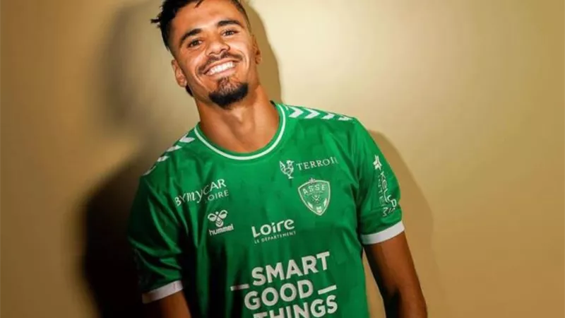 الزمالك يقترب من ضم نجم سانت إيتيان الفرنسى