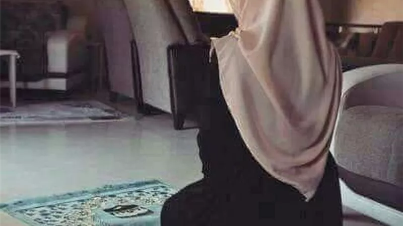 الترتيب بين الصلاة الحاضرة والصلاة الفائتة