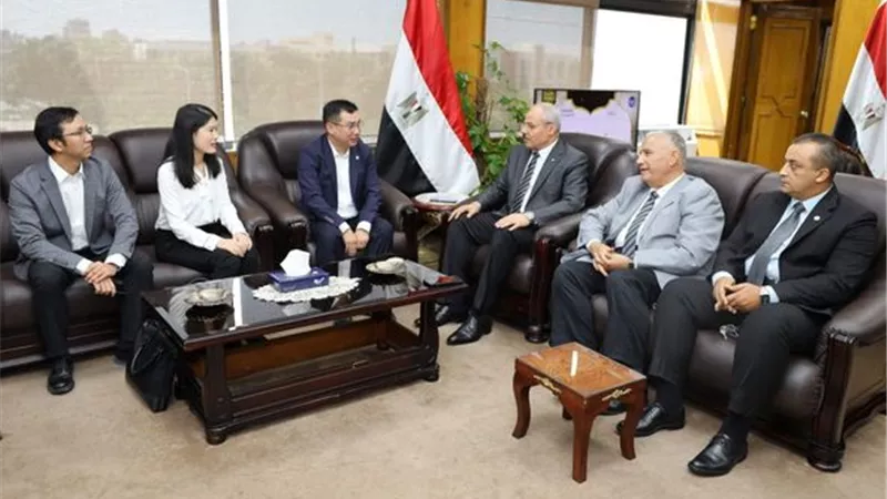 جامعة القناة تستضيف وفد شركة 