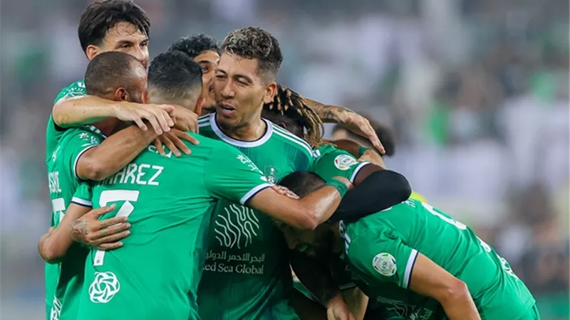 ماتياس يايسله يعلن تشكيل الأهلي لمواجهة الفتح في الدوري السعودي