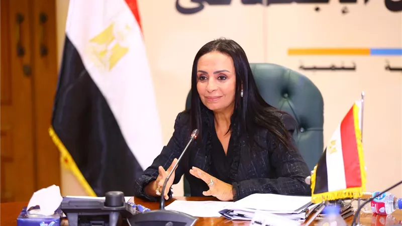 وزيرة التضامن: 105 آلاف بطاقة خدمات متكاملة تمت طباعتها ولم يسع أحد لاستلامها