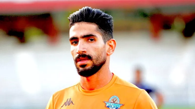 شاهد .. محمد فاروق يتحدث لأول مرة عن سبب طلبه الخروج من الأهلي