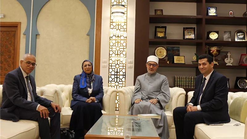 المفتي:نتعاون مع مؤسسات التعليم لإعداد جيل قادر على مواجهة التطرف