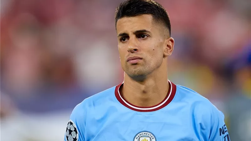 الهلال يقترب من الإعلان رسميا عن التعاقد مع كانسيلو