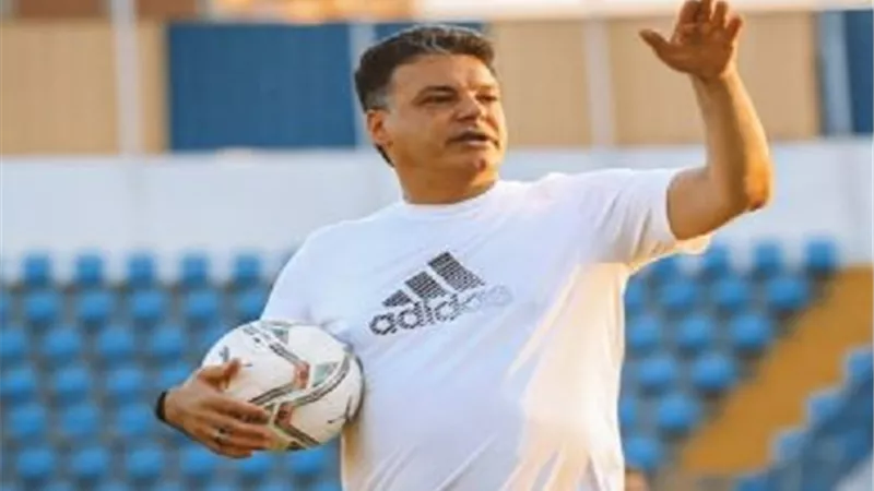 إيهاب جلال يضع ملف الراحلين والصفقات على طاولة الإسماعيلي