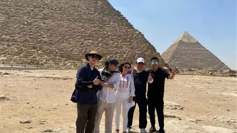 السياحة تنظم زيارة تعريفية لوفد صحفي من الصين وكوريا للمقصد المصر