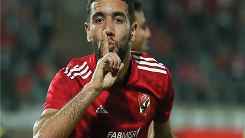 غضب في الأهلي بسبب رفض القندوسي الخروج للإعارة ويطالب بالرحيل