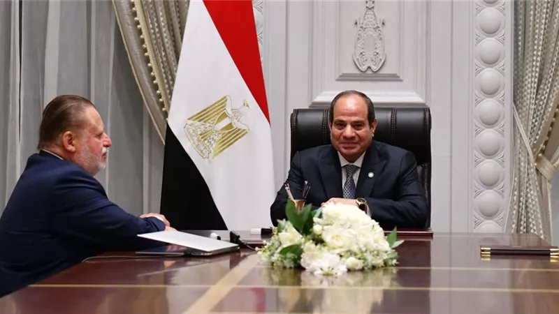 الرئيس السيسي يوجه بتوفير مستلزمات الإنتاج الضرورية للقطاعات الأولوية