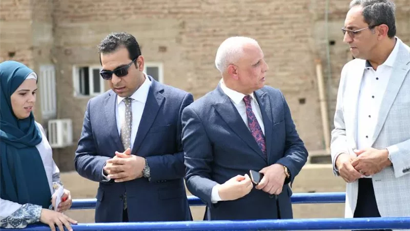 محافظ قنا يفتتح أعمال إحلال وتجديد محطة مياه قرى المعرى بقوص
