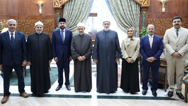 شيخ الأزهريلتقي وزير الشؤون الدينية والوئام بين الأديان