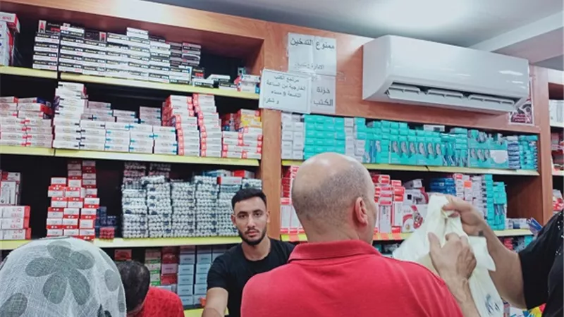 ارتباك بين أصحاب المكتبات وأولياء الأمور.. بعد قرارات وزارة التربية والتعليم