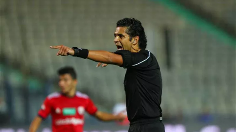 نهائي كأس مصر.. احمد الغندور حكما لمباراة بيراميدز و زد