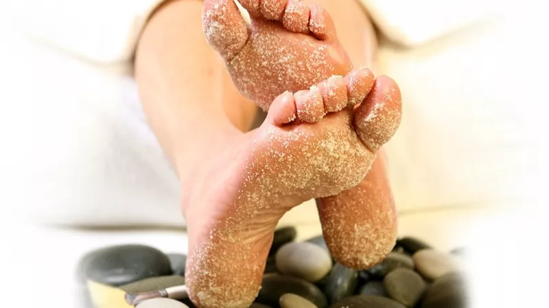 طرق تقشير القدم