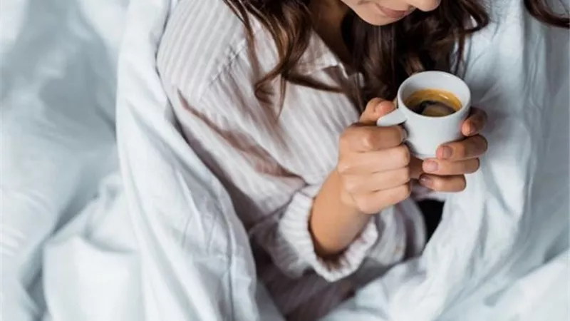 ممنوع شرب القهوة على معدة فارغة .. تعرف على السبب