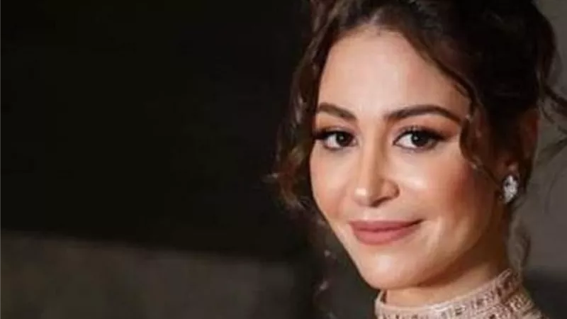 منة شلبي وأحمد غزي يتعاقدان على بطولة مسلسل جديد
