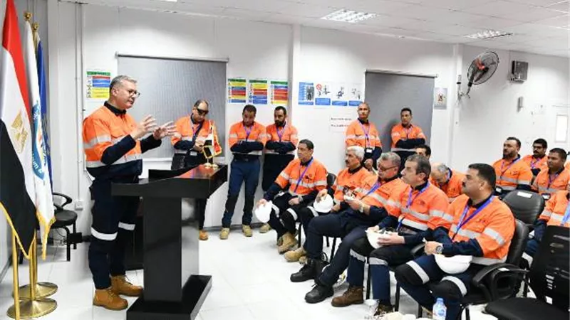 وزير البترول يؤكد أهمية منجم السكرى كنموذج متطور للاستثمار التعديني