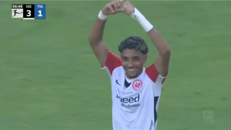مرموش يقود فرانكفورت للفوزعلى هوفنهايم 3 / 1 في الدوري الألماني