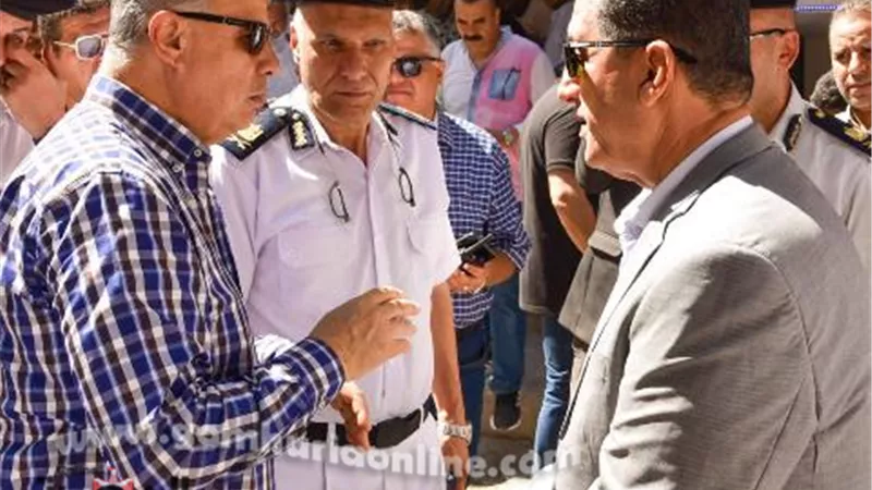 محافظ الإسكندرية يشرف على إزالة 16 طابق مخالف من عقارين بالقصعى