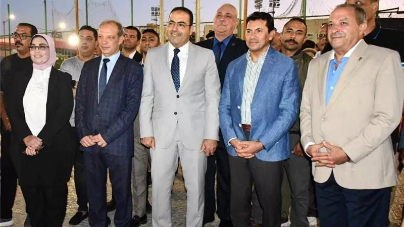 وزير الرياضة ومحافظ بورسعيد يفتتحان بطولة الجمهورية للشركات