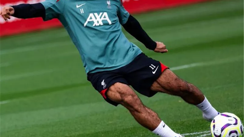 شاهد محمد صلاح من تدريبات ليفربول استعداداً لمانشستر يونايتد غدا