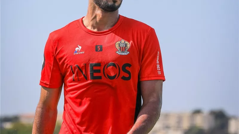 الدوري الفرنسي.. تشكيل نيس المتوقع أمام إنجيه.. موقف عبد المنعم