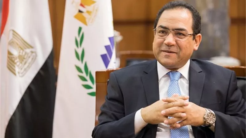 بحد أقصى ١٥٠ جنيهًا شهريًا ..تفاصيل قرار ترقية الموظفين