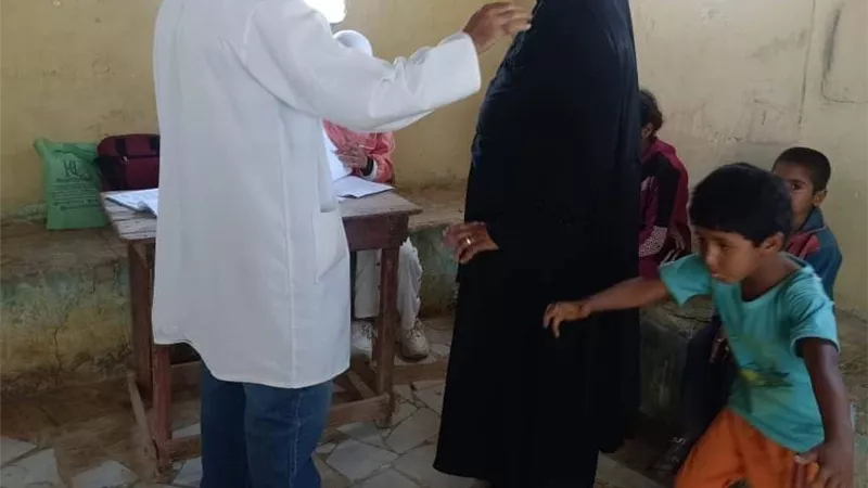 ٧ قوافل طبية متكاملة خلال شهر أغسطس بمحافظة البحر الاحمر