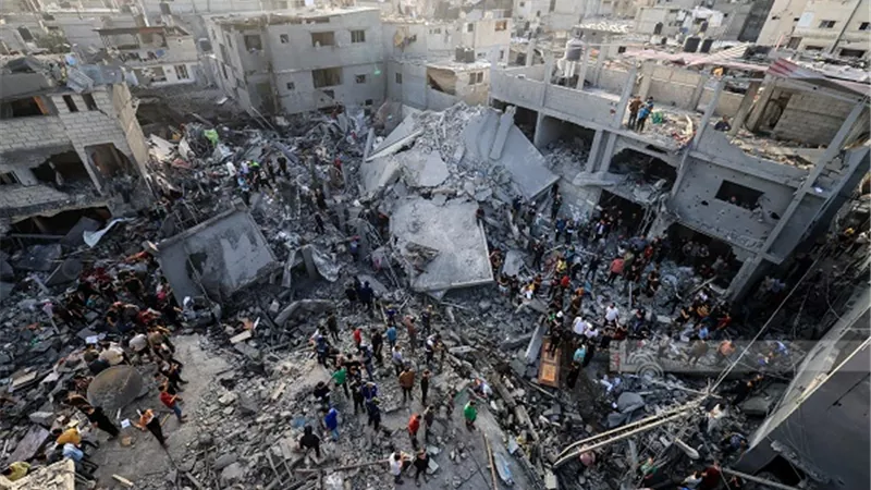 الاحتلال يستهدف العائلات الفلسطينية في غزة