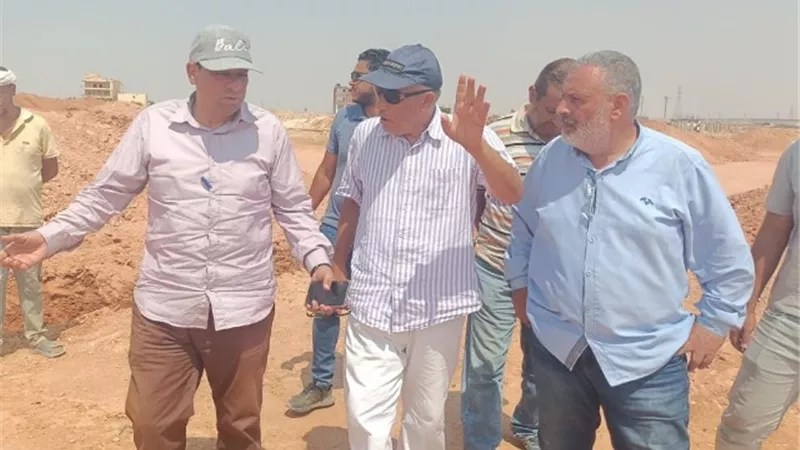جهاز الشروق يعلن البدء لأهم المشروعات الخدمية للمناطق المضافة صور