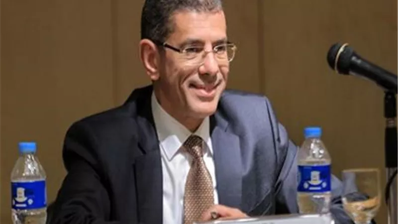 شريف صدقى يؤكد التزام مصر بدعم التطور الفضائي بالشرق الأوسط