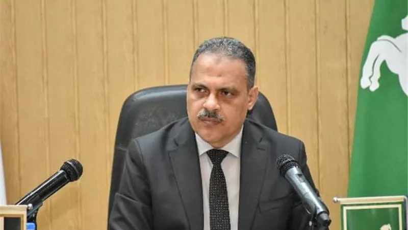 خدمة المواطنين بالشرقية يحسم 409 شكوى وطلب للمواطنين