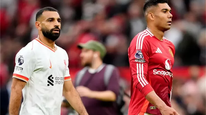 لاعبو مانشستر يونايتد يدعمون كاسيميرو بعد أخطائه أمام ليفربول