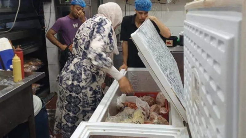 بيطري المنيا يحرر 66 محضرًا ويضبط لحوم غير صالحة
