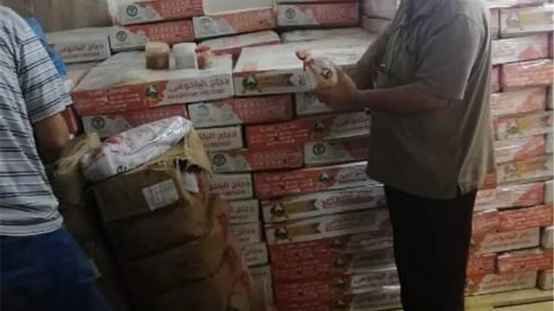 ضبط5طن و625 كيلو دواجن ولحوم وكبدة مجهولة المصدر بالعاشر