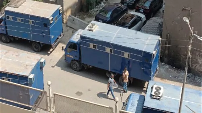 تشديدات أمنيةبمحيط محكمة شبراالخيمة قبل بدء ثالث جلسات محاكمة المتهمين