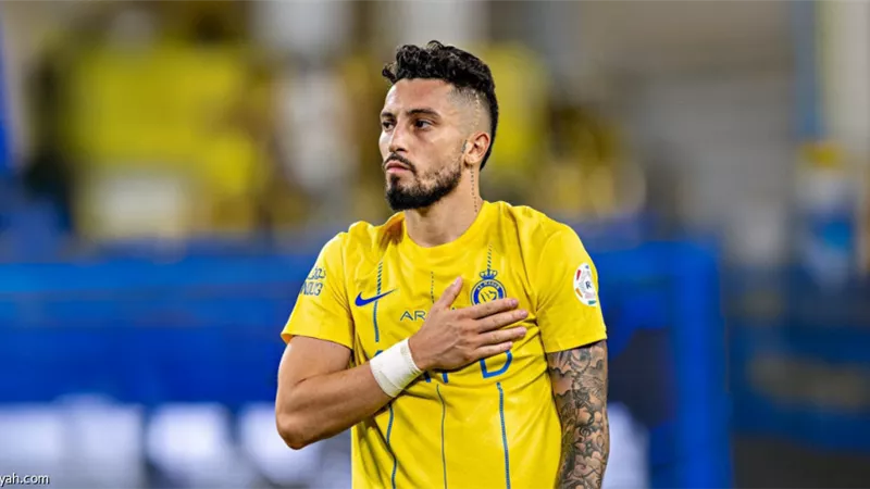 تيليس يوجه رسالة إلى جماهير النصر بعد رحيله