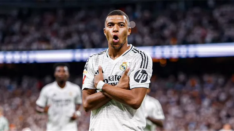 مبابي يكشف عن حلم حققه مع ريال مدريد.. فيديو