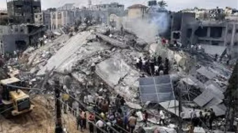 استشهاد 10 فلسطينيين جراء قصف الاحتلال في مناطق متفرقة من قطاع غزة