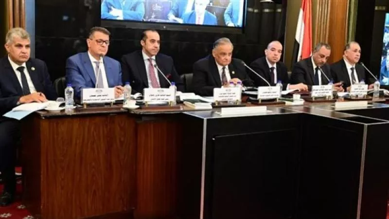 تفاصيل اجتماع 