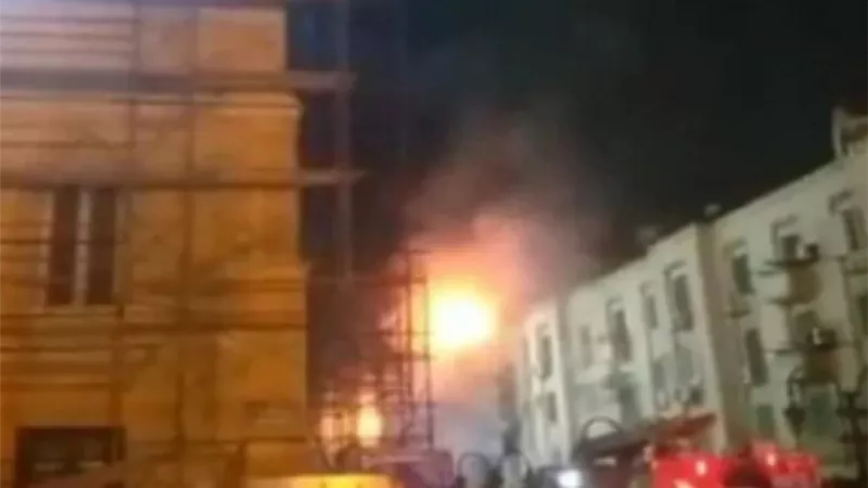 حريق في محل حلويات بميدان الحسين