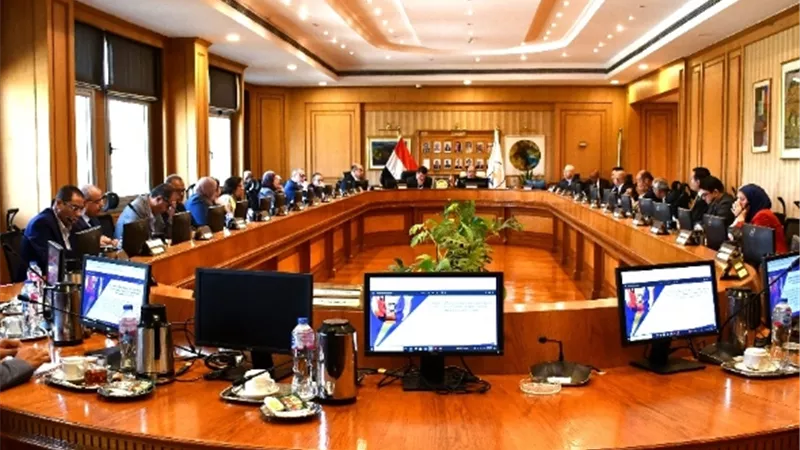 جامعة حلوان تهنئ د.سامح سرور لاختياره مستشارًا ثقافيًا لمصر بألمانيا