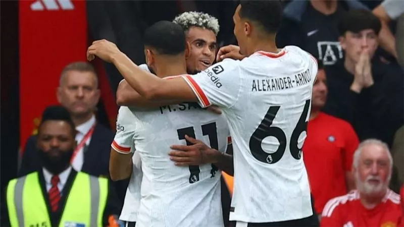 دياز عن رحيل محمد صلاح: سيكون الأمر صعبا علينا